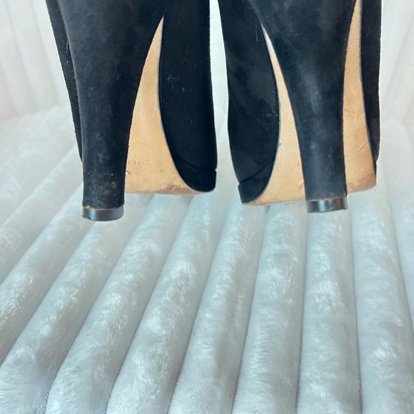 Michael Kors Suede Black 4 1/2 " Heel + 1/2 " Plato Pumps Size 8 1/2 - Picture 8 of 12